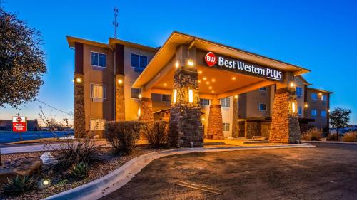 Seminole Hotel | Best Western Plus Seminole Hotel & Suites
