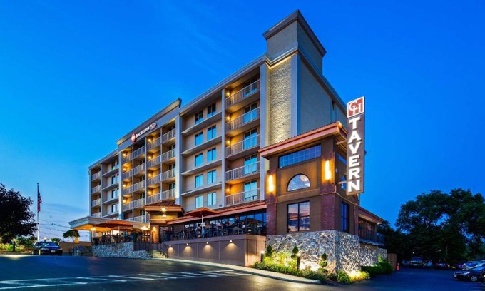 Piety Corner Hotel | Best Western Plus Waltham Boston