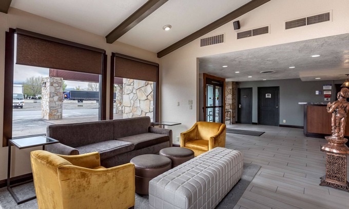 Baker City Hotel | Best Western Sunridge Inn & Conference Center