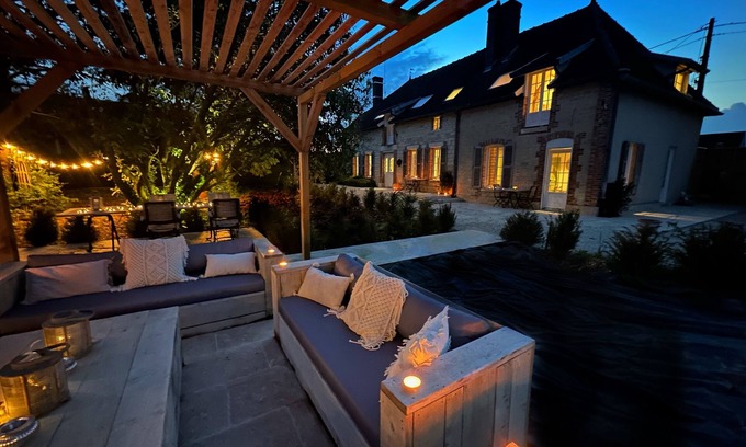 Montaulin House | Between luxury and authenticity, for a cocooning weekend or more. Champagne!