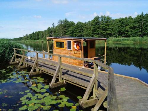 Loitz Boat Rental | Biberfloss Comfortable holiday residence