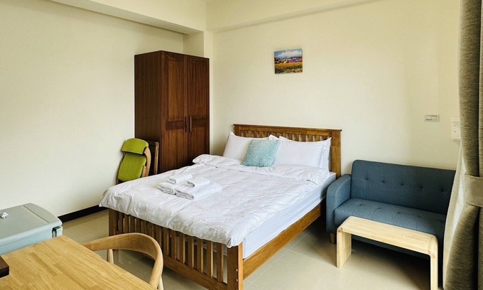 Zhubei House | Big Open Space, With Amazing Views and Natural Light