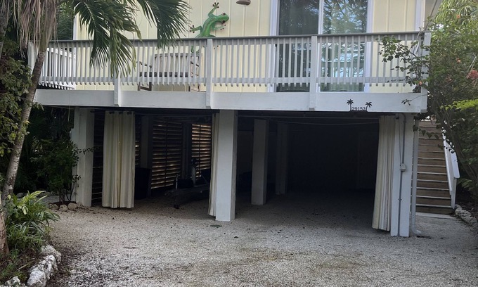 Eden Pines House | Big Pine Key Paradise Canal front fenced yard.
