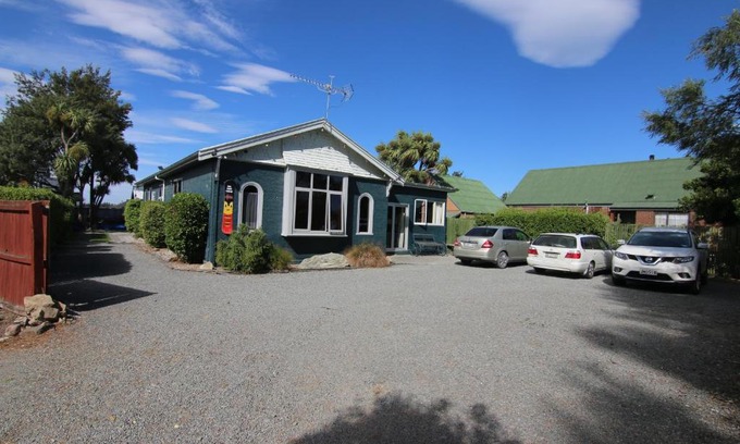 Methven Hostel | Big Tree Lodge Methven