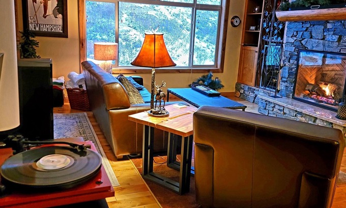 Big White Ski Resort Condo | Big White Aspens Slopeside