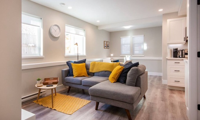 Courtenay House | Bigfoot's Rest near downtown Courtenay