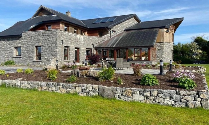 Carrowmoreknock House | Birchall Lodge, Luxurious house on the western sho