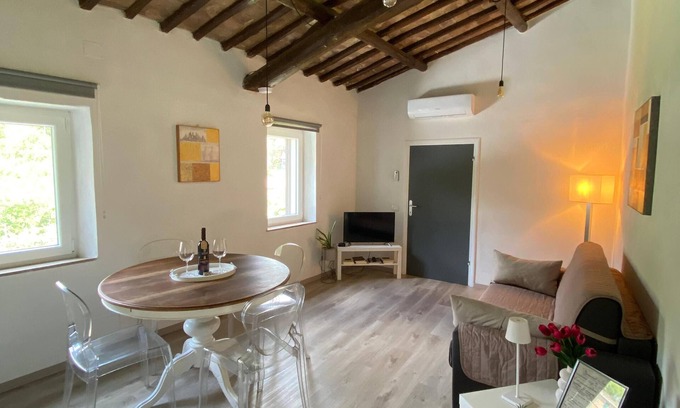 Grotte di Castro House | Biscarello House - Borgo and Lake