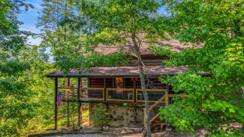 Pigeon Forge House | Black Bear Hibernation - A Gorgeous Smoky Mountain Cabin with Mountain Views