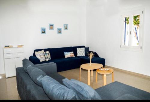 Megas Gialos Apartment | Ble Elia Syros