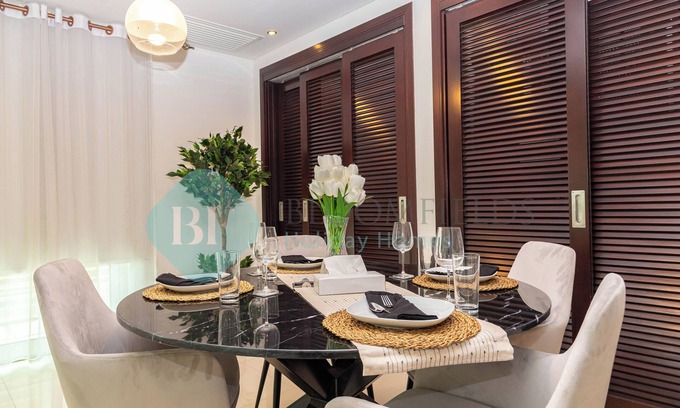 Abu Dhabi House | Bloomfields 2BR TH Marina Square Al Reem