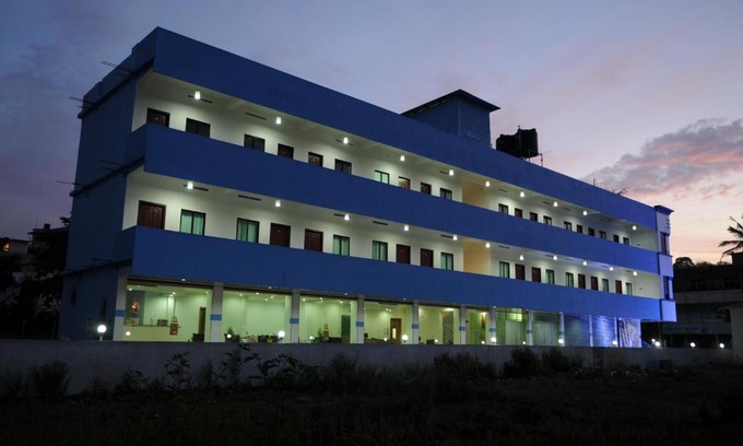 Kumily Hotel | Blooming Paradise