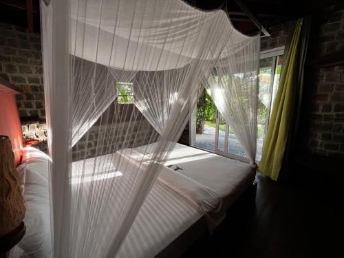 Nosy Boraha Hotel | Blue Fenix - Bungalow Pyra