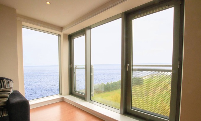 Newhaven Apartment | Blue Harbour Apartments