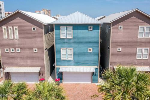 Crescent Beach House | Blue Lagoon by Emerald Coast Retreats
