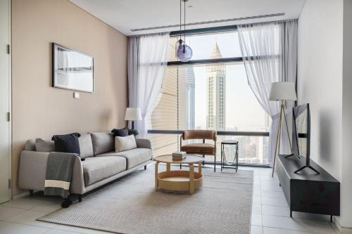 DIFC Apartment | Blueground DIFC indoor pool fitness center DXB-1515