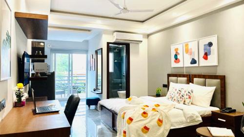 DLF Phase 3 Hotel | BluO Studio2 DLF Cybercity - Balcony, Gym TT, Lift