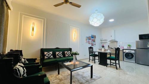 Vasant Vihar Apartment | BluO Vasant Vihar PVR - Terrace Garden, Lift