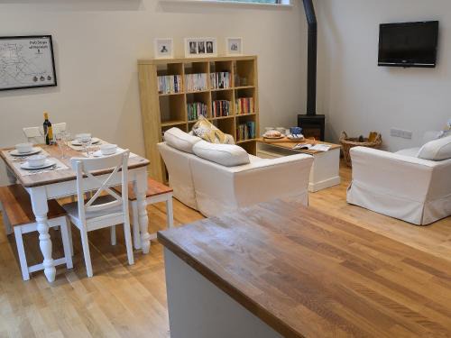 Long Stratton House | Blyth Green Stable