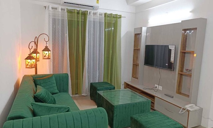 New Delhi Apartment | BnBBuddy- Aarohi Homes@3bhk West Delhi