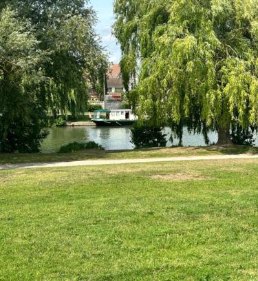 Thourotte Boat Rental | Boat near Paris and Compiegne