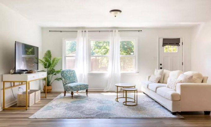 Newton House | Bohemian Retreat Newly Remodeled with New Hot tub