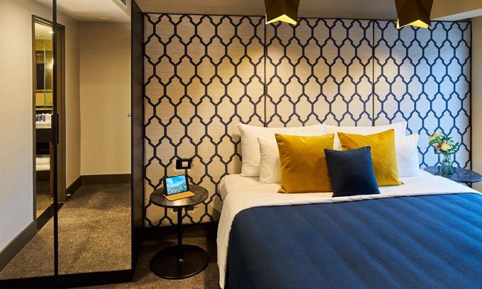 Wellington Hotel | Bolton Hotel