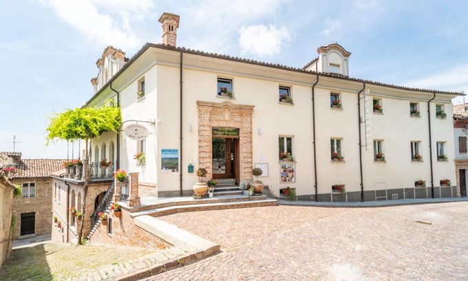 Neive Hotel | Borgo Vecchio Locanda di Charme