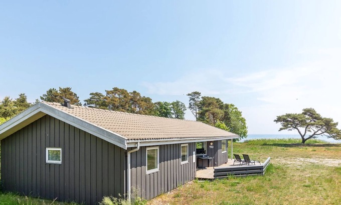 Bedegaard House | "Botolphus" - 20m from the sea by Interhome