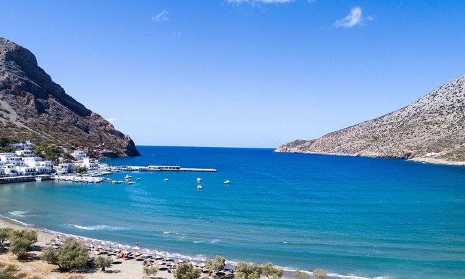 Kamares Hotel | Boufounis Studios