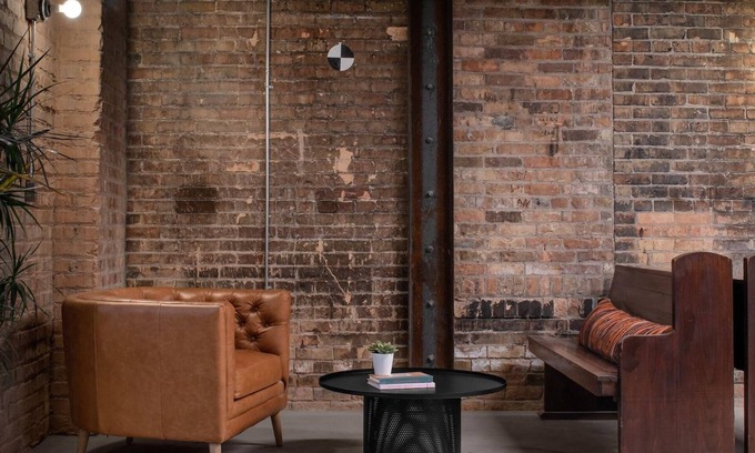 People's Freeway Hotel | Bposhtels SLC