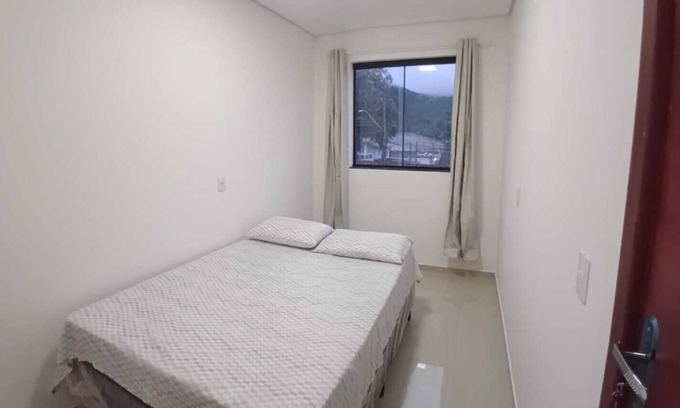 Vargem do Bom Jesus Apartment | Charming 2-bedroom apartment with AC, WiFi in beautiful Florianópolis