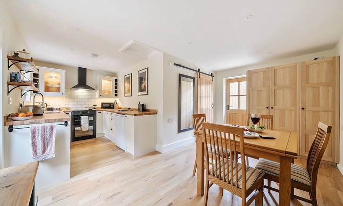 Higher Bockhampton Cabin | Bramble Bank - sleeps 2 guests in 1 bedroom