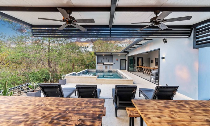 Potrero House | Brand-New 6BD Giant with Private Pool by SPCR