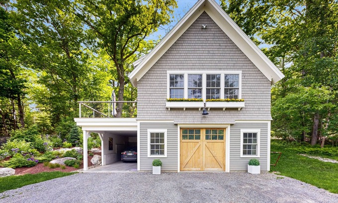 Boothbay Apartment | Brand new guest apartment with furnished deck, fast WiFi, dock, & water views