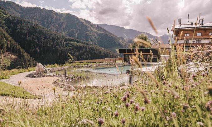 Viehhofen House | brandgut - vor Freude glühen
