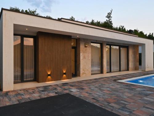 Bresalc Villa | Brick Villas - Poolside Bliss