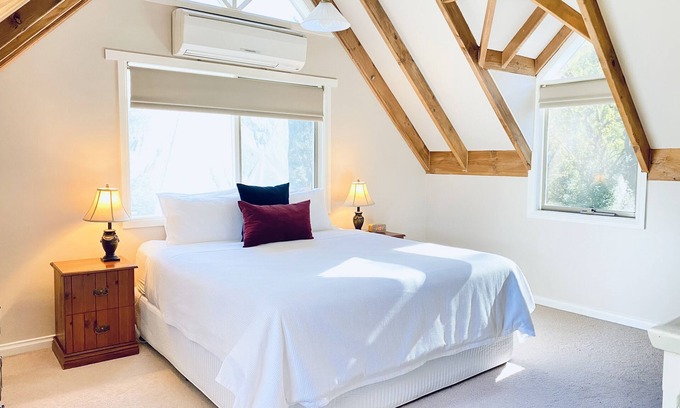 Newborough Cottage | Brigadoon Cottages - Loft Cottage
