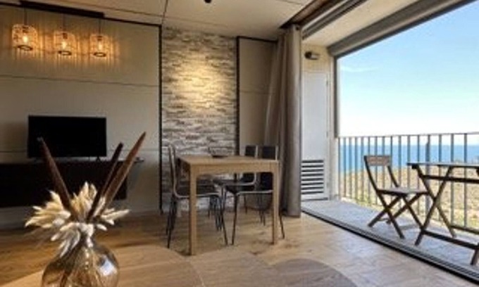 Banyuls-sur-Mer Apartment | Bright apartment sleeps 6, 3 rooms, parking, renovated, 300m from the beach