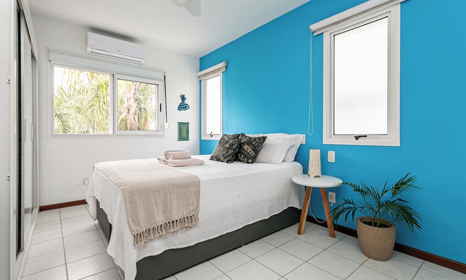 Lagoa Pequena Apartment | Bright apartment of 75 m2, 2 bedrooms, 50 m beach and sea views