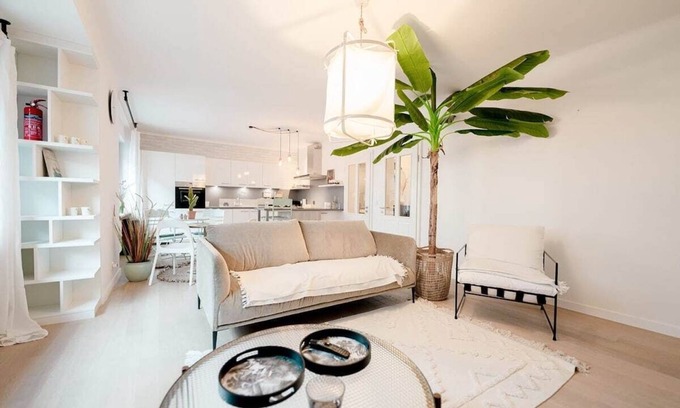 Belair Apartment | Bright Apt w/Smart TV, WiFi & Walk to Parc Merl