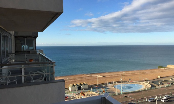 Seafront Apartment | Brighton Bella Vista - Sea front, Sea View Apartment - by Stay in the heart of.