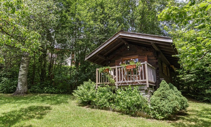 Chamonix City Centre Cabin | Brigitte's Mazot in central Chamonix