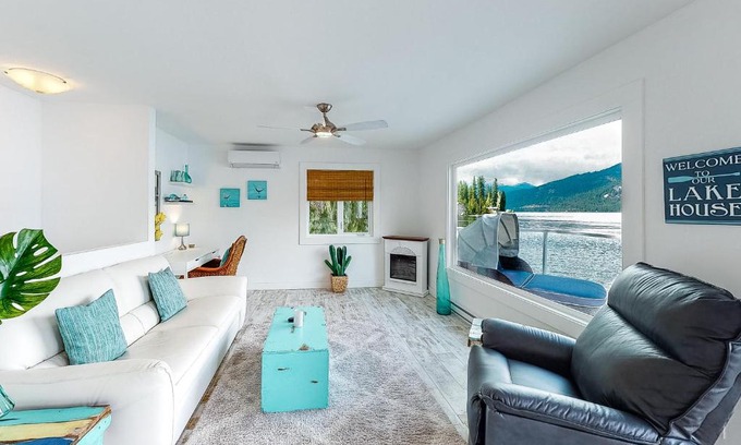 Christina Lake House | Brooks Lake House
