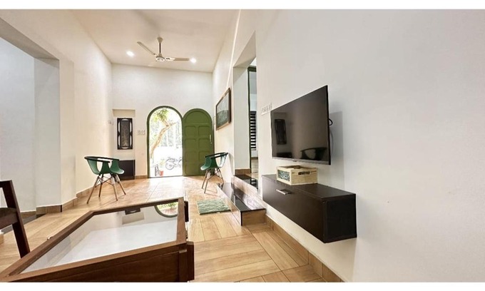 Kovalam Villa | Brownstone 2BHK AC Villa-Kovalam