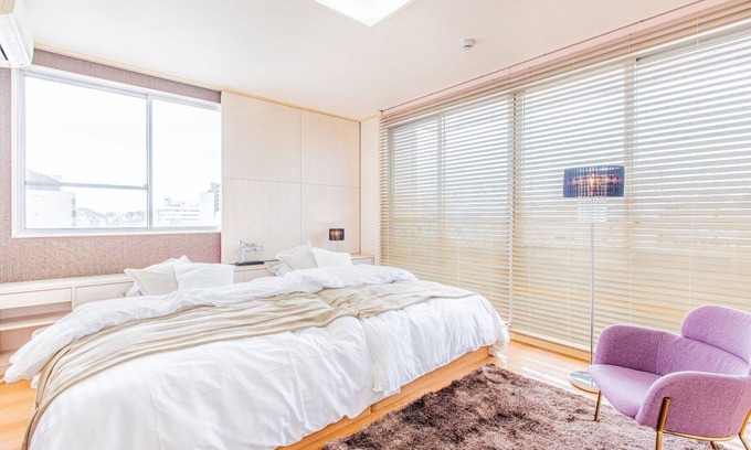 Ryuga Onsen Apartment | Building 1 floor reserved 55 Family room Carme / Kochi Kōchi