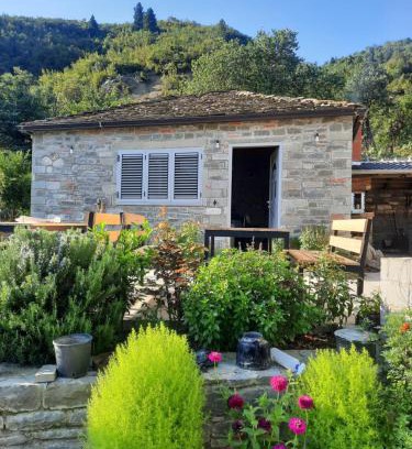Albania Cabin | Bujtina Lugina e vjosës