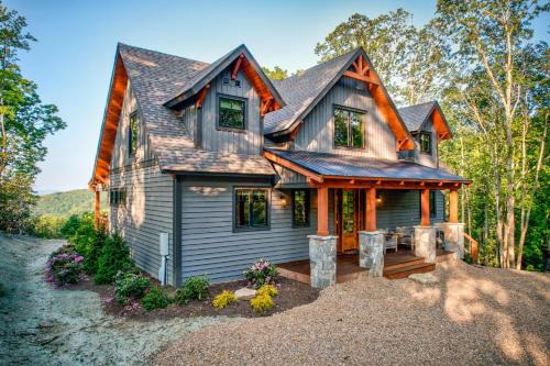 Beech Mountain House | Bull & Bear at Eagles Nest