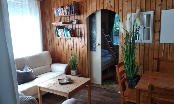 Schonebeck House | Bungalow in the forest at the Königsee/recreation area Plötzky