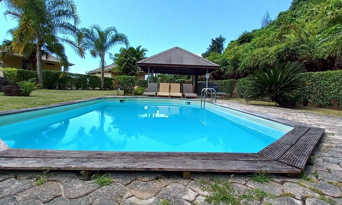 Teahupoo House | Bungalow Tipanier